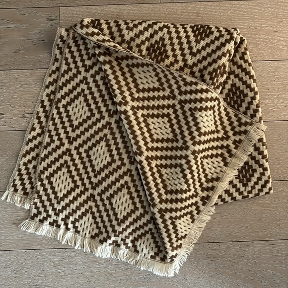 Large winter scarf - Picture 6 of 6